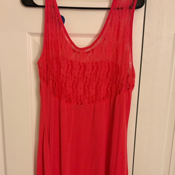 Sleeveless Maxi Dress - Picture 5 of 5